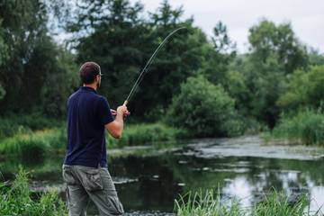 Waktu yang Tepat untuk Memancing Ikan