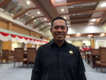 Ketua DPRD Pontianak Soroti OPD Absen Rapat Paripurna