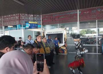 Korpasgat Amankan Kedatangan Anggota VI BPK-RI di Timika