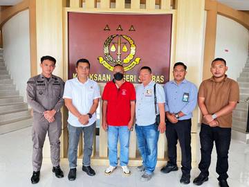 Kejari Sambas Tetapkan Kades Bentunai Tersangka Korupsi