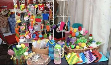 Rafflesia Collection Kenalkan Seni Merajut dan Kerajinan Tangan 