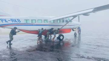 Satgas Korpasgat Bantu Pesawat Grand Caravan, Remain Overnight