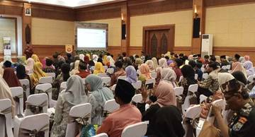 Pantun Jadi Wadah Sosialisasi Inklusi Ekonomi Kreatif