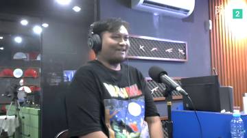 Perjalanan Indra Menguatkan Identitas Hitam Putih