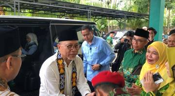 Menko Pangan Zulhas Hadiri Silaturahmi Keluarga Muhammadiyah Kalbar 