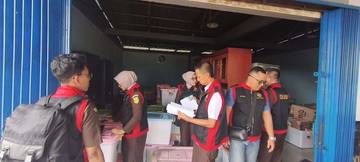 Kejati Kalbar Lakukan  Penggeledahan Kantor Distrik Navigasi Pontianak