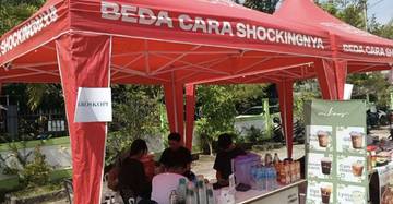 Mikroskopi Andalkan Penyajian Kopi Manual Brew