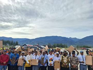 Satgas Korpasgat Supadio Kawal Bantuan Pendidikan Gubernur Papua