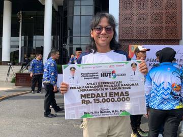 Atlet Disabilitas Mendapatkan Penghargaan Gubernur Kalbar  