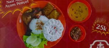 Kelezatan Ayam Penyet Sedap Nikmat