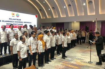 Lantik KONI Pontianak, Daud Yordan Tekankan Sinergi-Transparansi 