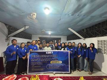 Mahasiswa Magister FISIP Untan PKM Literasi Politik 