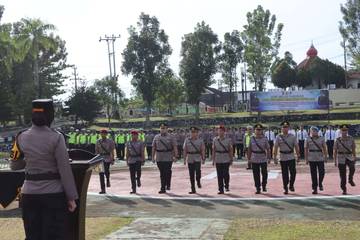 Sejumlah PJU di Polres Landak Berganti