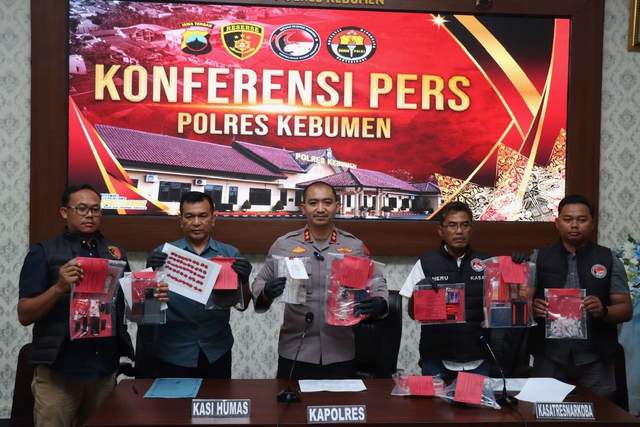 Polres Kebumen Amankan Ratusan Gram Sabu - RRI.co.id