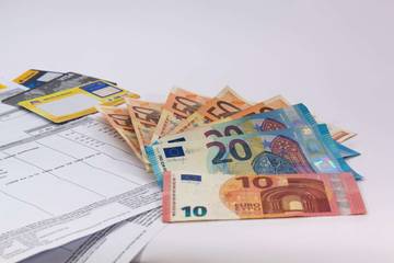 Financial Freedom untuk Investasi Masa Depan
