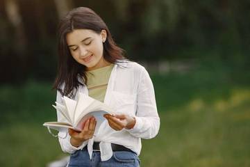 Rekomendasi Buku Yang Dapat Membantu Meningkatkan Mental Health