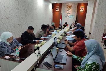 Kemenkum Jateng Bahas Dua Raperda Strategis Cilacap
