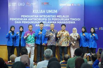 UMP dan KPK Kukuhkan Relawan Mahasiswa Antikorupsi