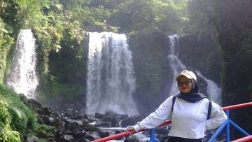Liburan Melepas Penat, Curug Jenggala Solusinya