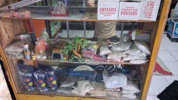 Pasar Ikan Mina Restu, Aksesoris Aquarium Lengkap