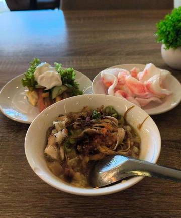 Bubur Ayam: Diaduk atau Tidak Diaduk?