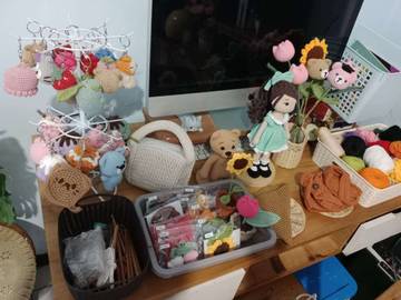 Seema Crochet: Merajut Ketenangan, Mengait Rezeki