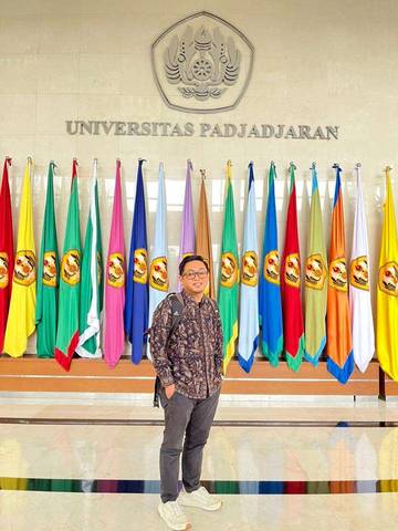 Dosen DKV UMP Raih Beasiswa Doktor Kemendiktisaintek