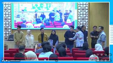 Literasi Digital: Fondasi Utama Mencapai Indonesia Emas 2045