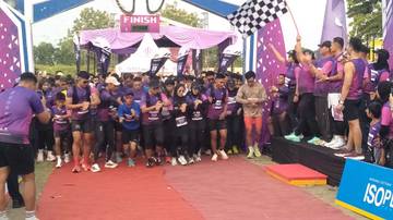 Ribuan Pelari Ramaikan Sonde Fun Run di Slawi 