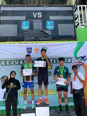 Hazel  Fakih  Zufar Wijaya Podium Utama Kejurkab Atletik  
