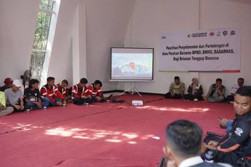Pabrik Semen SBI Bangun Bioskop Konservasi di Cilacap