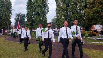 PPPK Paruh Waktu Purbalingga Sumbangkan 2.800 Bibit Pohon sebagai Ungkapan Syukur dan Pelestarian Alam