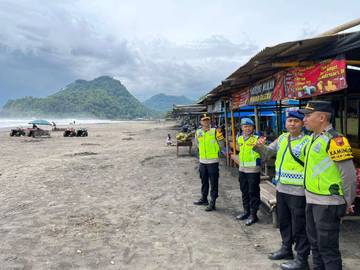 Polres Kebumen Intensifkan Patroli Pantai
