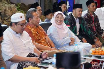 Bupati Kebumen Hadiri Rihlah Alumni Ponpes Sarang 