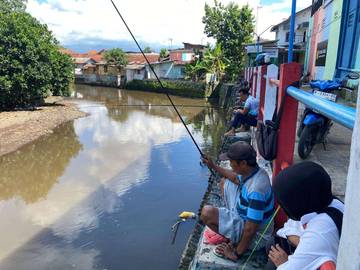 Memancing Jadi Penawar Jenuh di Balik Padatnya Rutinitas