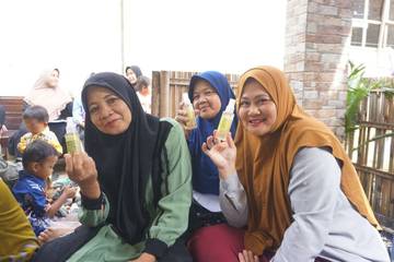 Mahasiswa KKN Unsoed Ajarkan Pembuatan Spray Anti Nyamuk