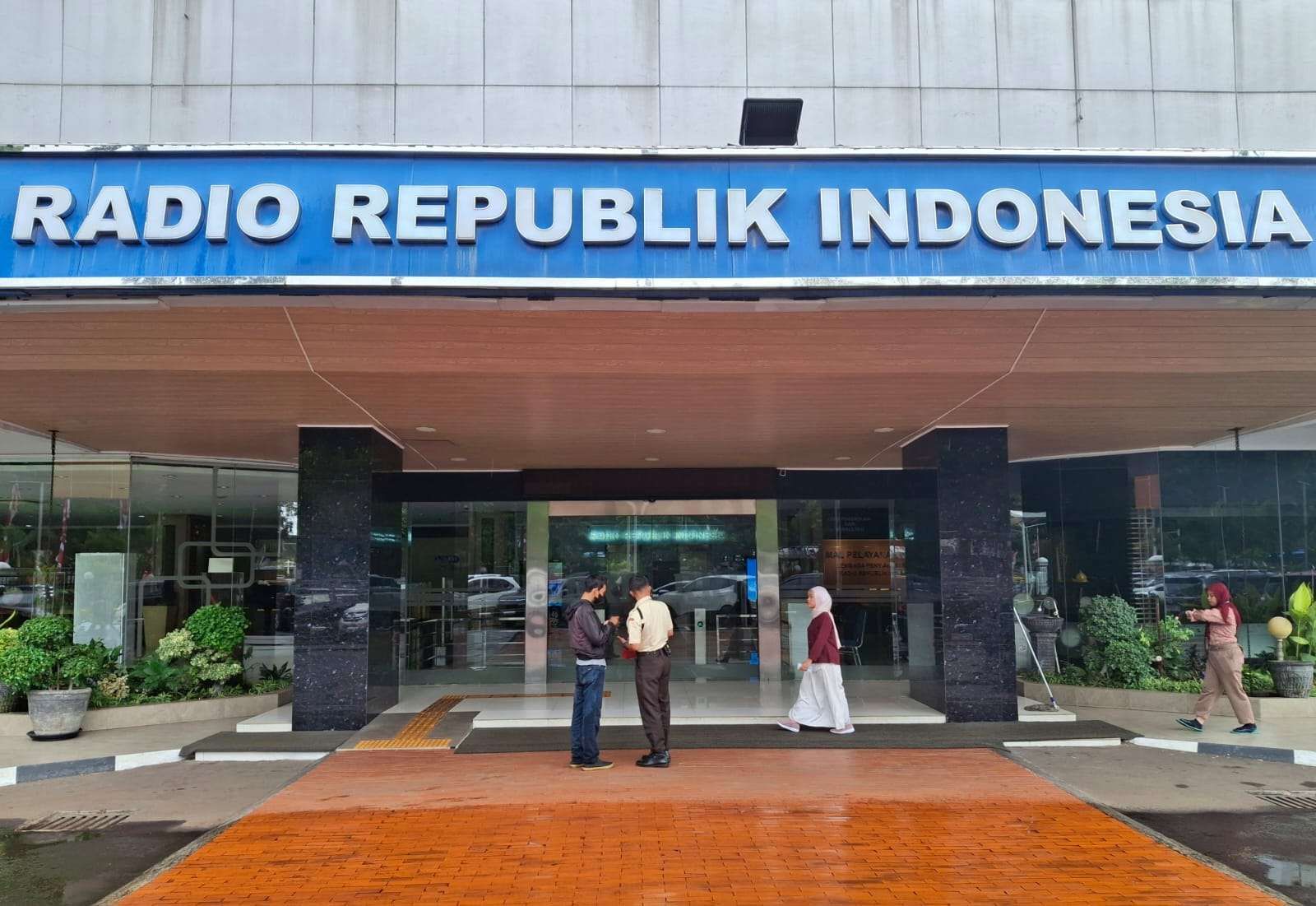 RRI Pastikan Efisiensi APBN Tak Ganggu Pelayanan Masyarakat - RRI.co.id