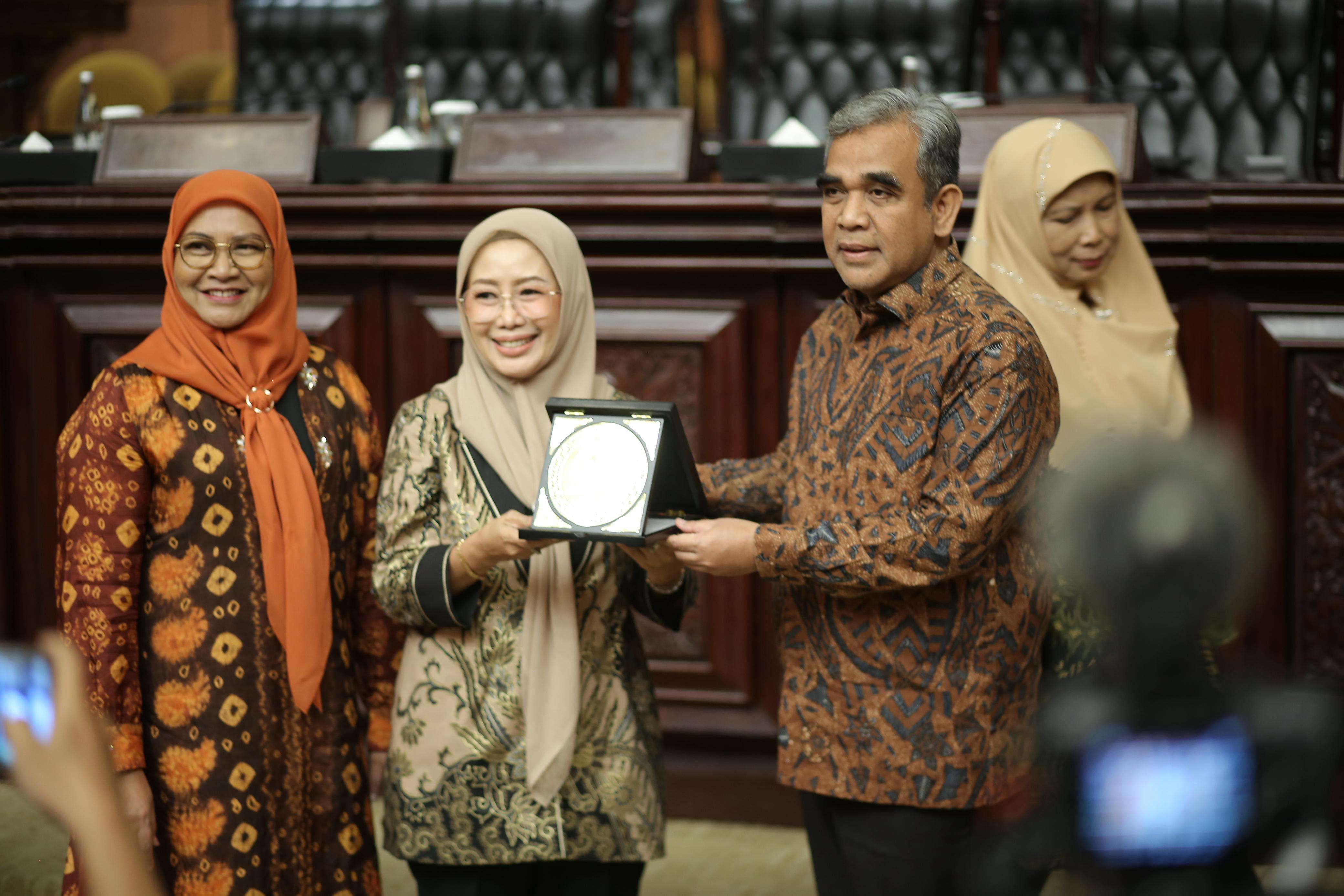 FORHATI Berkomitmen Memperkuat Peran Strategis Perempuan Indonesia ...