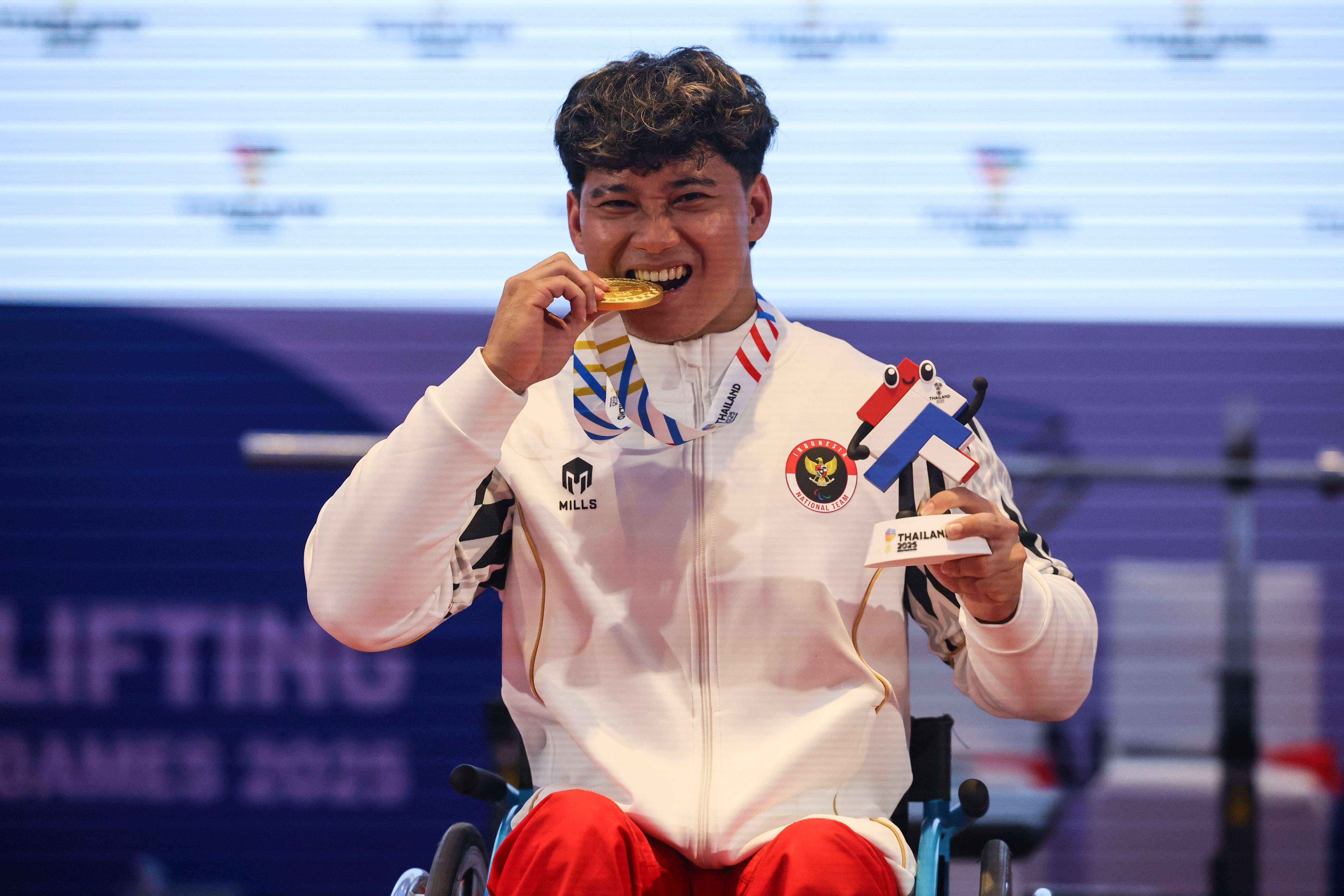 Regenerasi Lifter Muda Indonesia Hasilkan Tiga Emas ASEAN Para Games