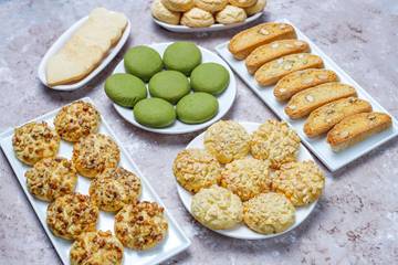 UMKM Kue Tradisional dan Modern Manfaatkan Media Sosial