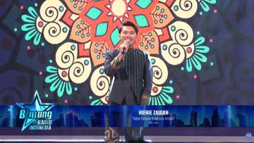 Juri Puji Hifnie Tampil Memukau di 'Bintang Radio'
