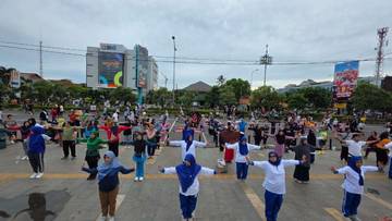 Sehat di Usia Senja dengan Ling Tien Kung