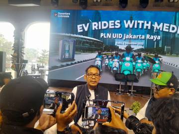 Transportasi Baru Jakarta Tersaji Lewat Motor Listrik