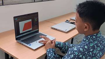 Laptop Perdana Hadir untuk Siswa Prasejahtera Sekolah Rakyat