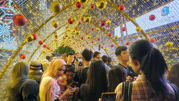 Natal di Jantung Kota, Warga Jakarta Merayakan Bersama