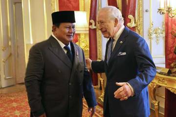 Presiden Bertemu Raja Charles, Bahas Diplomasi Konservasi Gajah