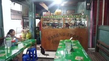 Warung Makan di Bekasi Liburkan Menu Daging Sapi 
