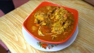Seblak Kolong IG, Kuliner Pedas Viral Incaran Food Vlogger