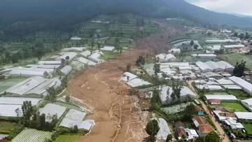 Curah Hujan Tinggi dan Risiko Longsor Bandung Raya