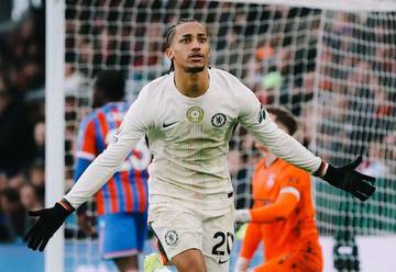 Unggul Jumlah Pemain, Chelsea Taklukkan Crystal Palace 3-1
